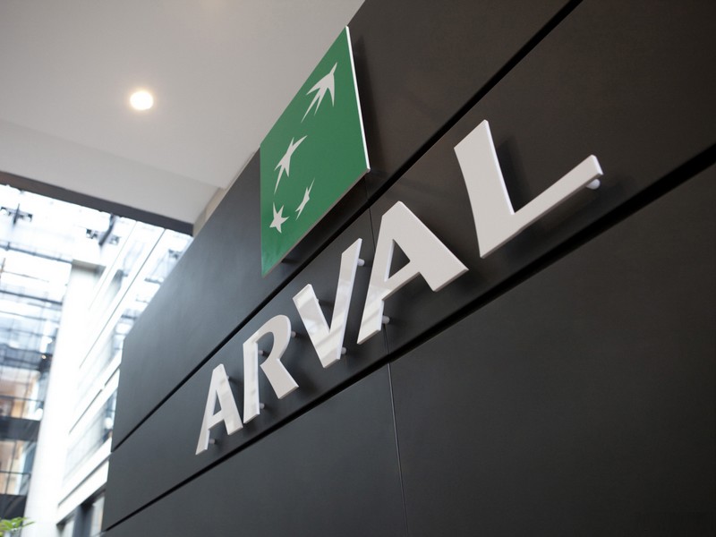 Arval překonal 12 000 financovaných vozů v ČR